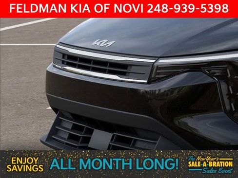 New 2025 Kia K4 LX image 12