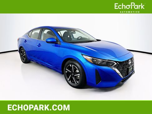 Used 2025 Nissan Sentra SV image 1