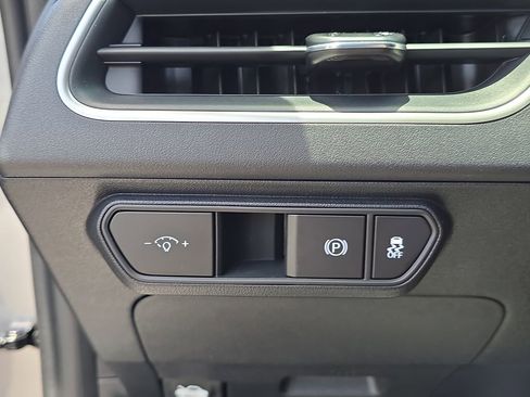 New 2026 Kia K4 FWD image 27