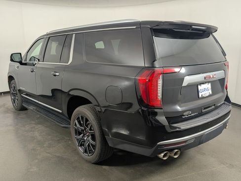 Used 2023 GMC Yukon XL Denali w/ Advanced Technology Package image 6