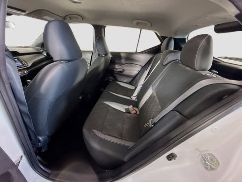 Used 2020 Nissan Kicks S image 25