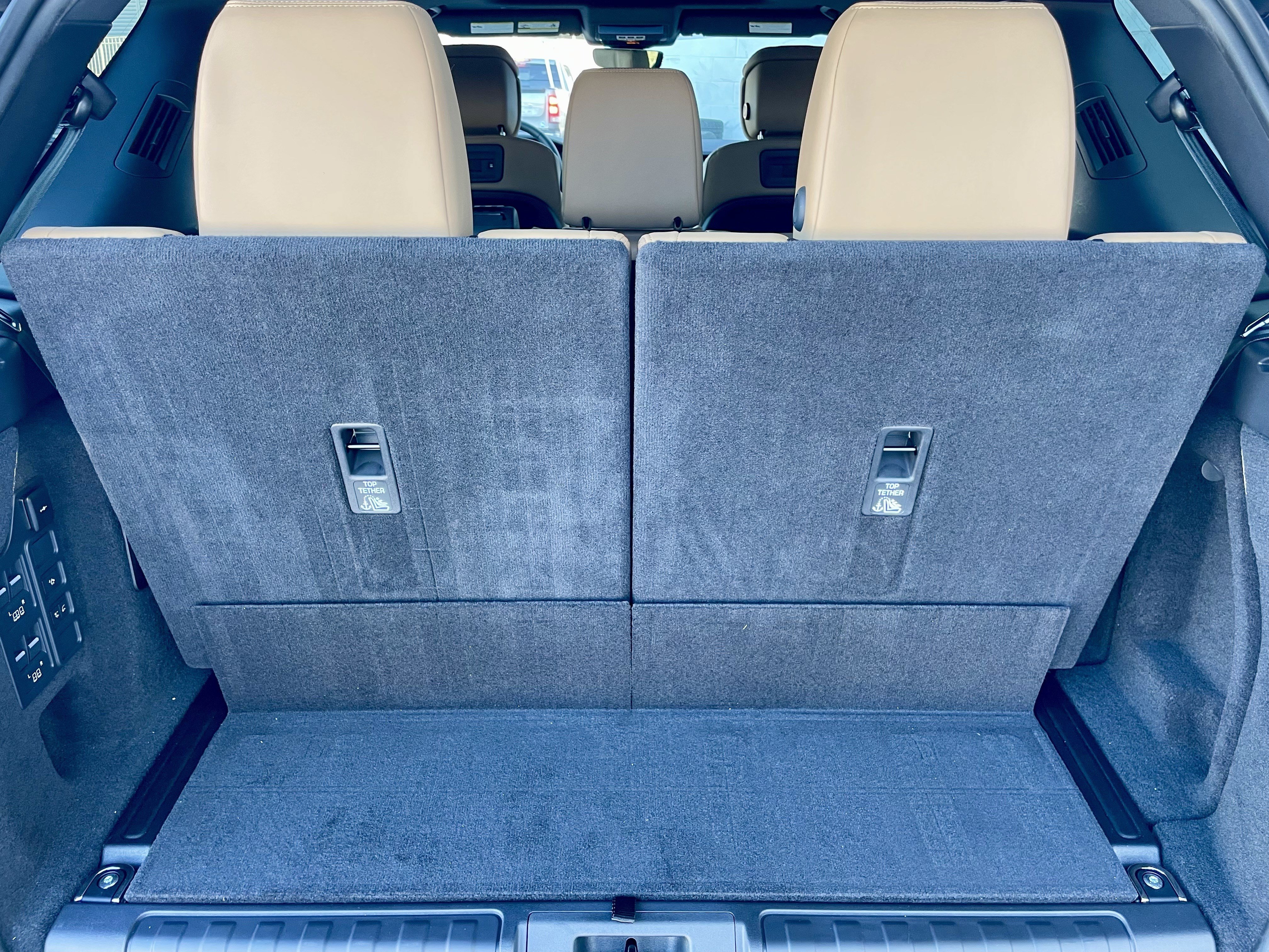 New 2026 Land Rover Discovery Dynamic SE AWD/4WD image 39