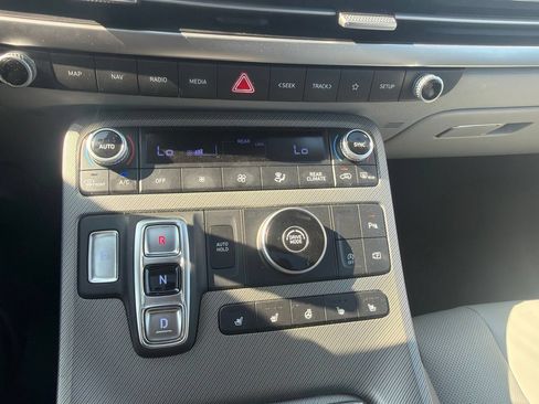 Used 2024 Hyundai Palisade SEL w/ Premium Package FWD image 24