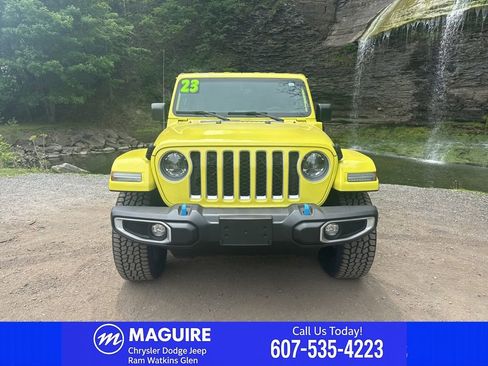 Used 2023 Jeep Wrangler Unlimited Sahara w/ Cold Weather Group AWD/4WD image 2