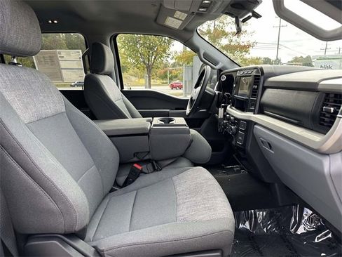 Used 2024 Ford F250 XLT w/ Snow Plow Prep Package image 26
