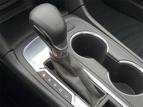 Used 2022 Chevrolet Equinox LT image 20