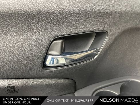 Used 2017 Honda Pilot Touring image 39