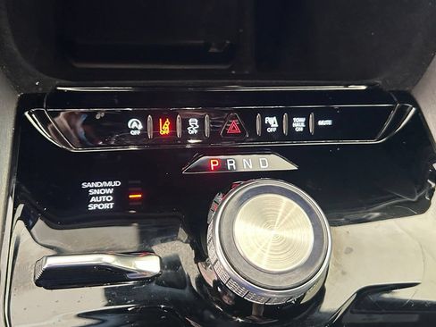Used 2025 Jeep Wagoneer Series II AWD/4WD image 52