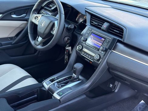 Used 2019 Honda Civic LX image 9