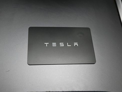 Used 2023 Tesla Model 3 Standard Range RWD image 35