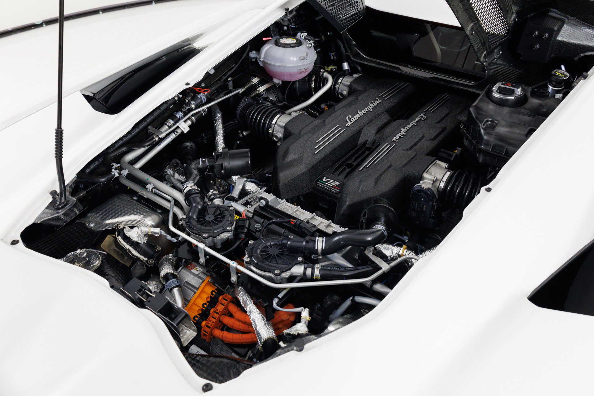 Used 2024 Lamborghini Revuelto AWD/4WD image 58