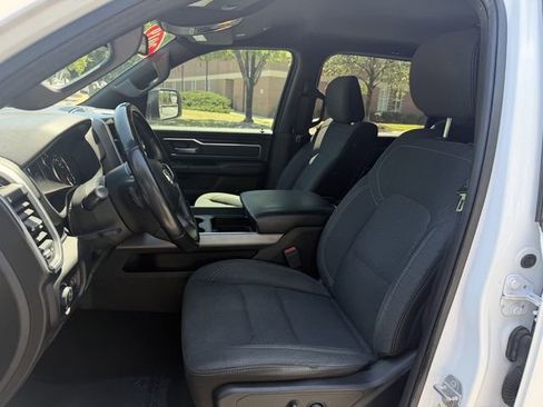 Used 2019 RAM 1500 Big Horn RWD image 11