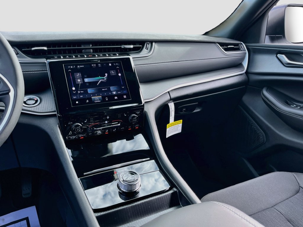 New 2026 Jeep Grand Cherokee Laredo X RWD image 23