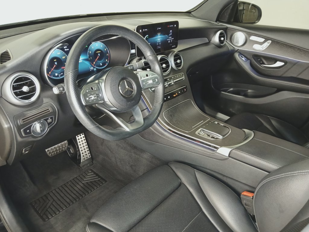Certified 2020 Mercedes-Benz GLC 300 4MATIC image 16
