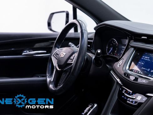 Used 2021 Cadillac XT5 Premium Luxury image 49