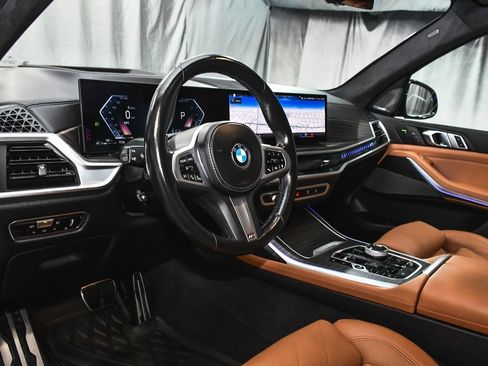 Used 2023 BMW X7 xDrive40i w/ Executive Package image 24