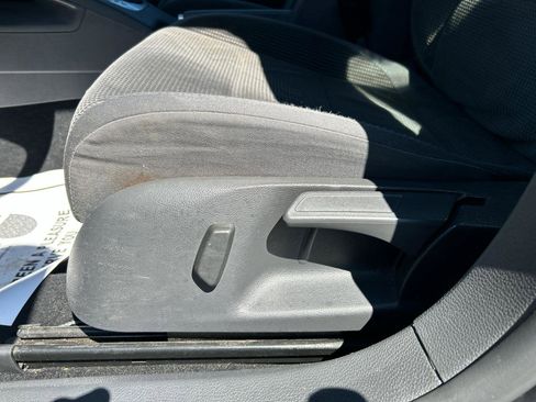 Used 2009 Volkswagen Jetta S image 9