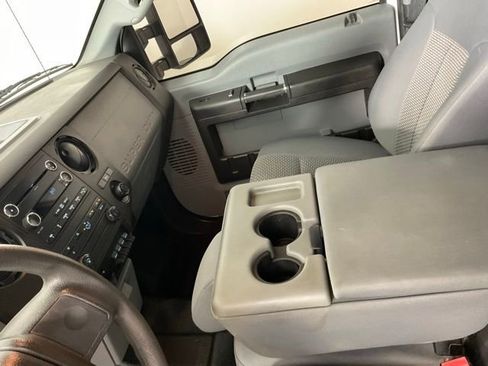 Used 2016 Ford F250 XL w/ Power Equipment Group AWD/4WD image 20