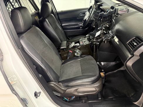 Used 2017 Ford Explorer 4WD Police Interceptor image 44