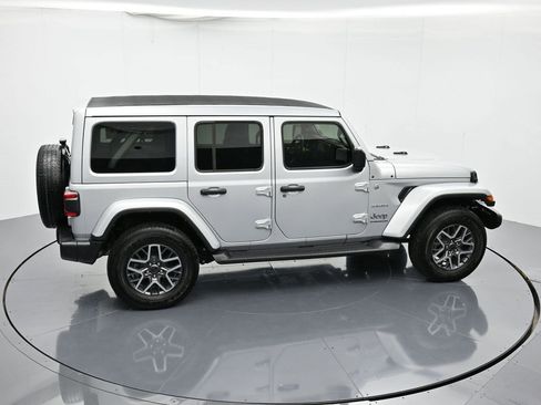 New 2024 Jeep Wrangler Unlimited Sahara w/ Technology Group image 32