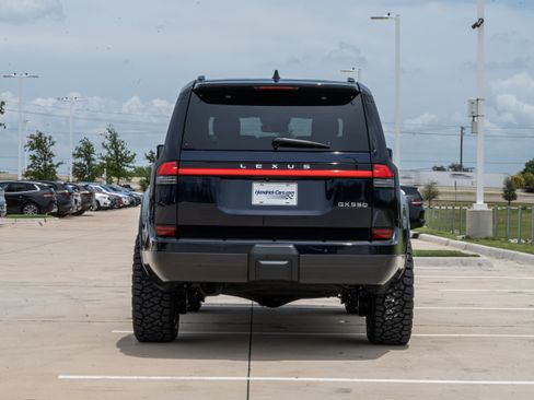 Used 2026 Lexus GX 550 w/ Accessory Package (ZB) AWD/4WD image 8