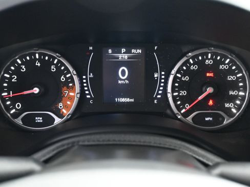 Used 2018 Jeep Renegade Latitude image 21