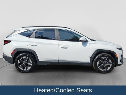 Used 2025 Hyundai Tucson SEL FWD image 10