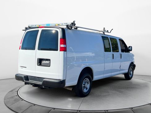 Used 2022 Chevrolet Express 2500 Extended w/ Driver Convenience Package image 7