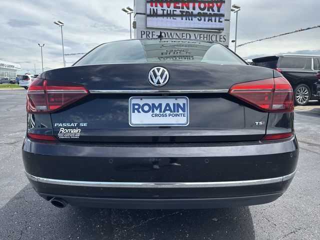 Used 2017 Volkswagen Passat 1.8T SE FWD image 12