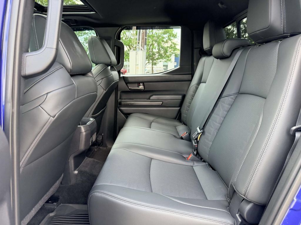 Certified 2025 Toyota Tacoma TRD Off-Road w/ TRD Off Road Premium Package AWD/4WD image 16