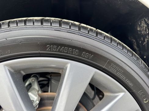 Used 2025 MAZDA MAZDA3 s image 31