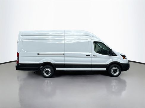 Used 2024 Ford Transit 250 148 High Roof Extended w/ Load Area Protection Package image 5
