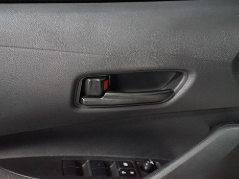 Used 2025 Toyota Corolla LE FWD image 29