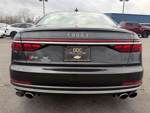 Used 2020 Audi S8 L w/ S8 Executive Package image 6
