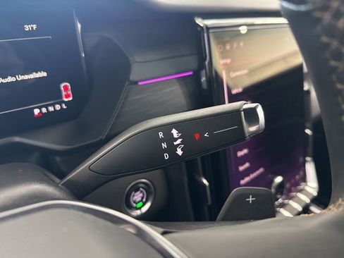 Used 2025 GMC Acadia AT4 image 44