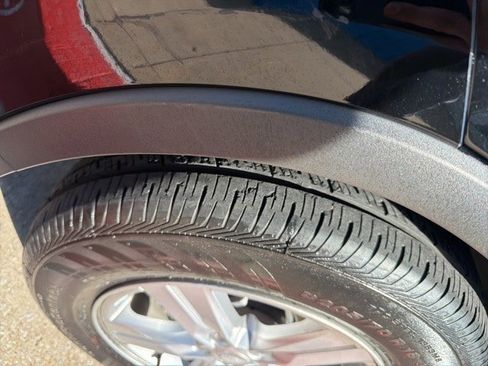 Used 2020 Chevrolet Trax LS w/ Tint and Cruise Package image 9