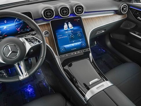 Certified 2026 Mercedes-Benz C 300 4MATIC Sedan image 14