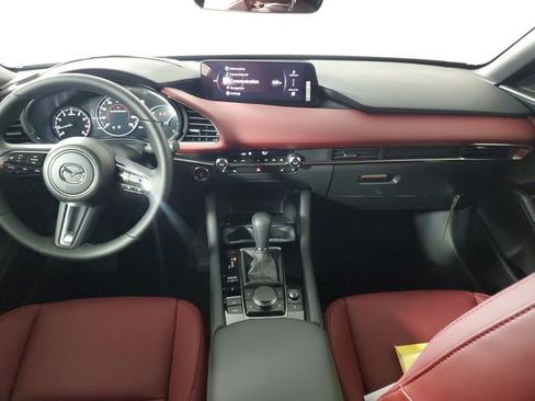 New 2026 MAZDA MAZDA3 Hatchback w/Premium Plus Pkg image 15
