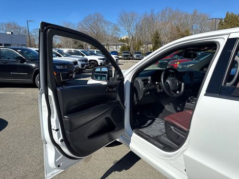 Used 2025 Dodge Durango GT image 11