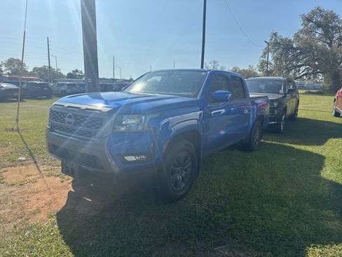 Used 2025 Nissan Frontier SV w/ SV Convenience Package image 18