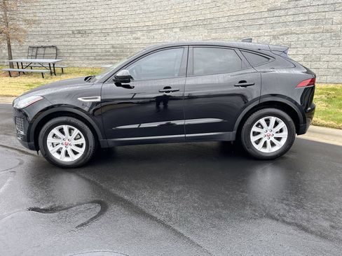 Used 2020 Jaguar E-PACE image 4