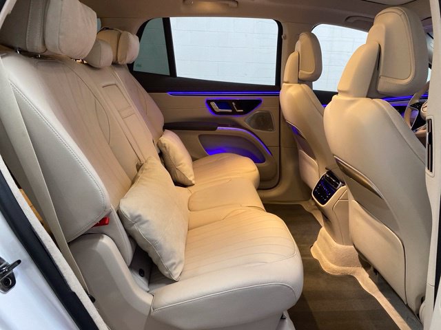 Used 2024 Mercedes-Benz EQS 450+ SUV image 27