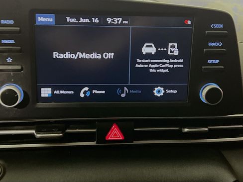 Used 2021 Hyundai Elantra SEL FWD image 26