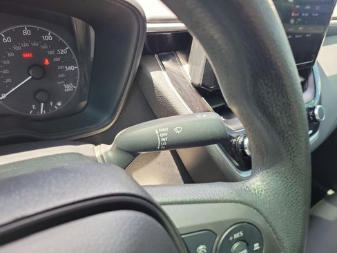 Used 2023 Toyota Corolla LE FWD image 23