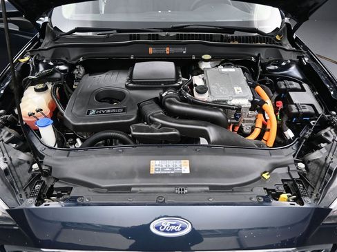Used 2020 Ford Fusion SE image 41