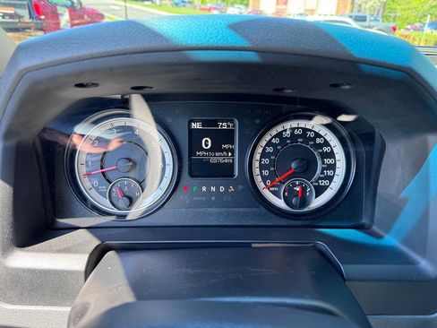Used 2016 RAM 1500 Express w/ Popular Equipment Group AWD/4WD image 10