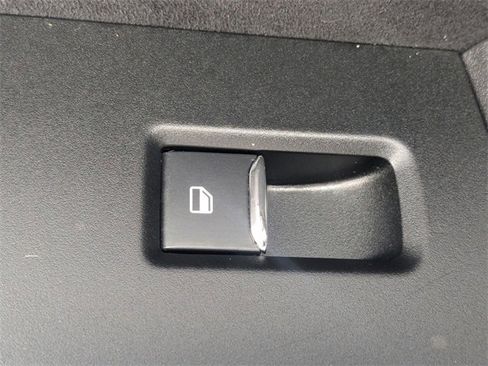 Used 2022 Ford F150 Platinum w/ Equipment Group 701A High image 27