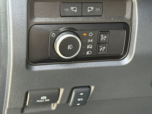 Used 2024 Ford F450 Lariat AWD/4WD image 25