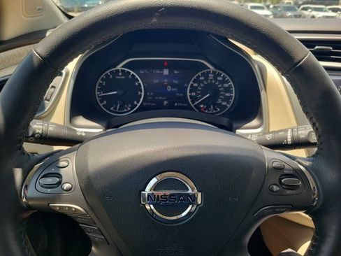 Certified 2022 Nissan Murano SL FWD image 22