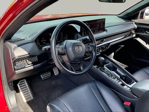 Used 2025 Honda Accord Sport image 14